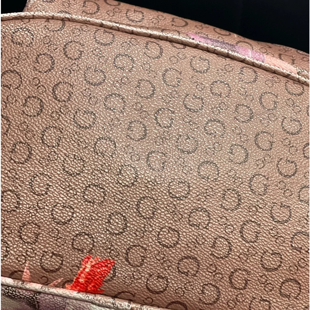 GUESS Backpack - Picture 7 of 9